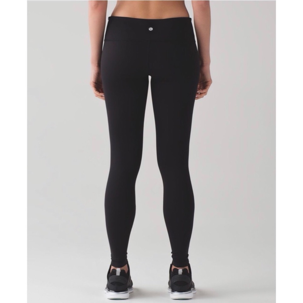 NWOT Lululemon Wunder Under 28”